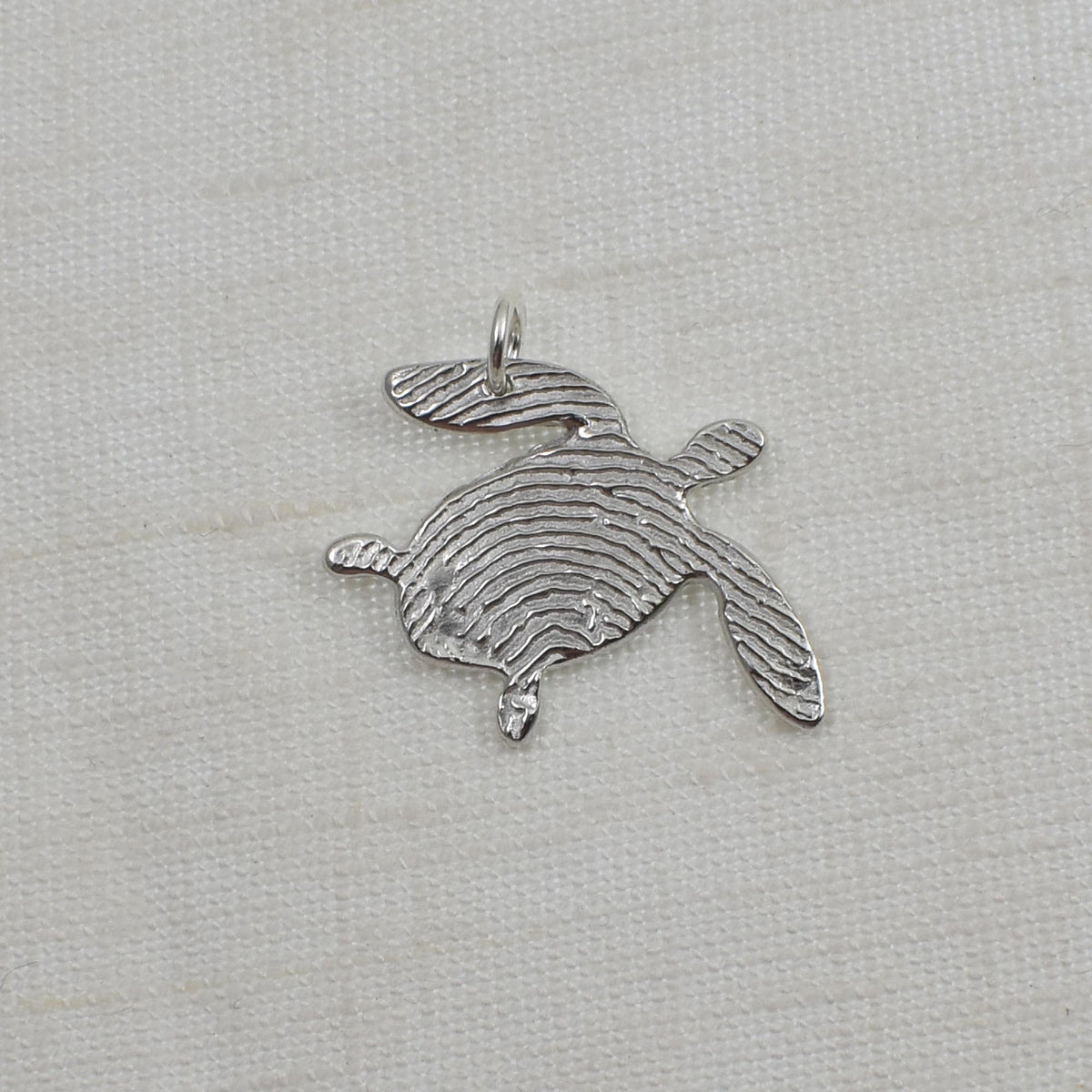 Sea Turtle Fingerprint Pendant | Sterling Silver – A Timeless Impression