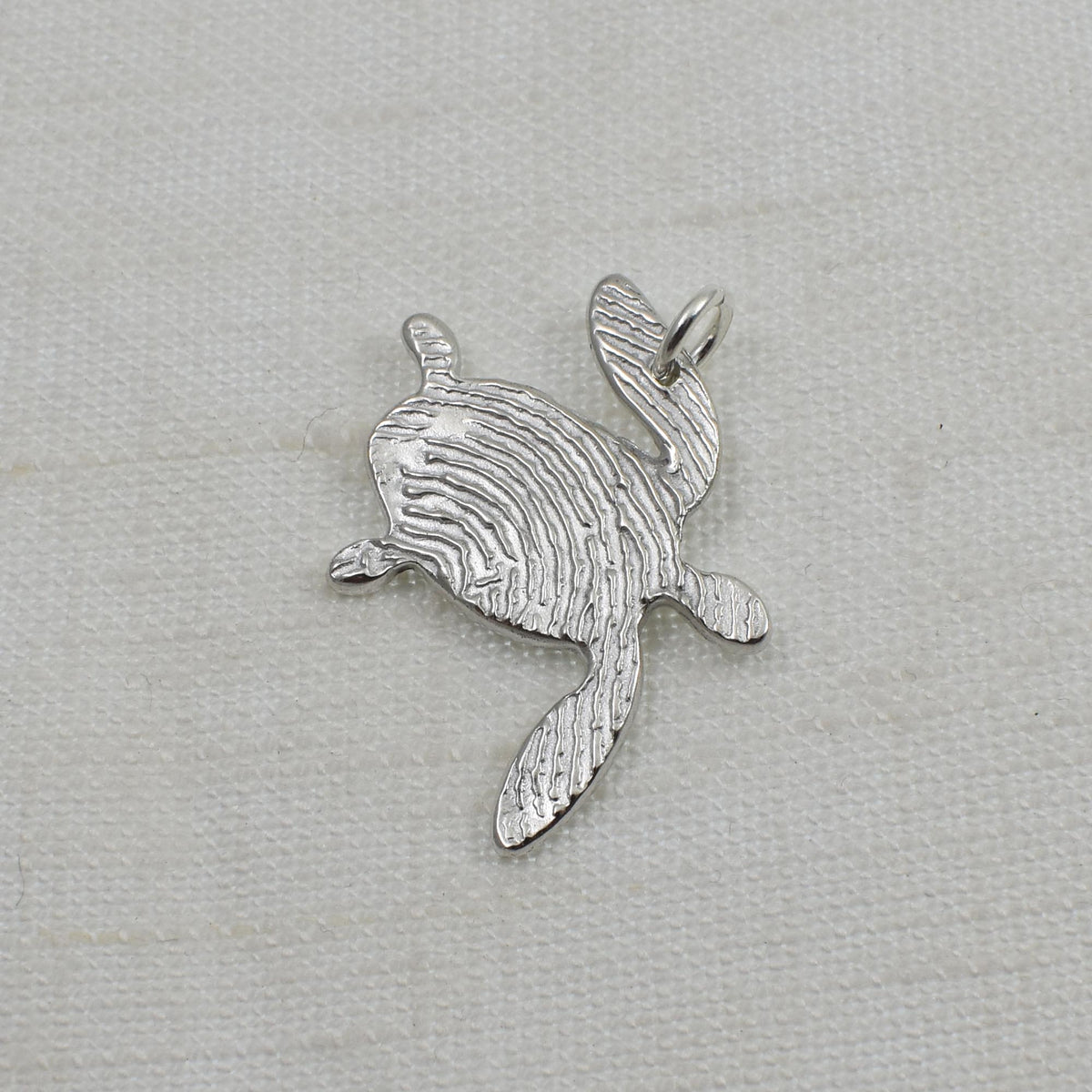Sea Turtle Fingerprint Pendant | Sterling Silver – A Timeless Impression